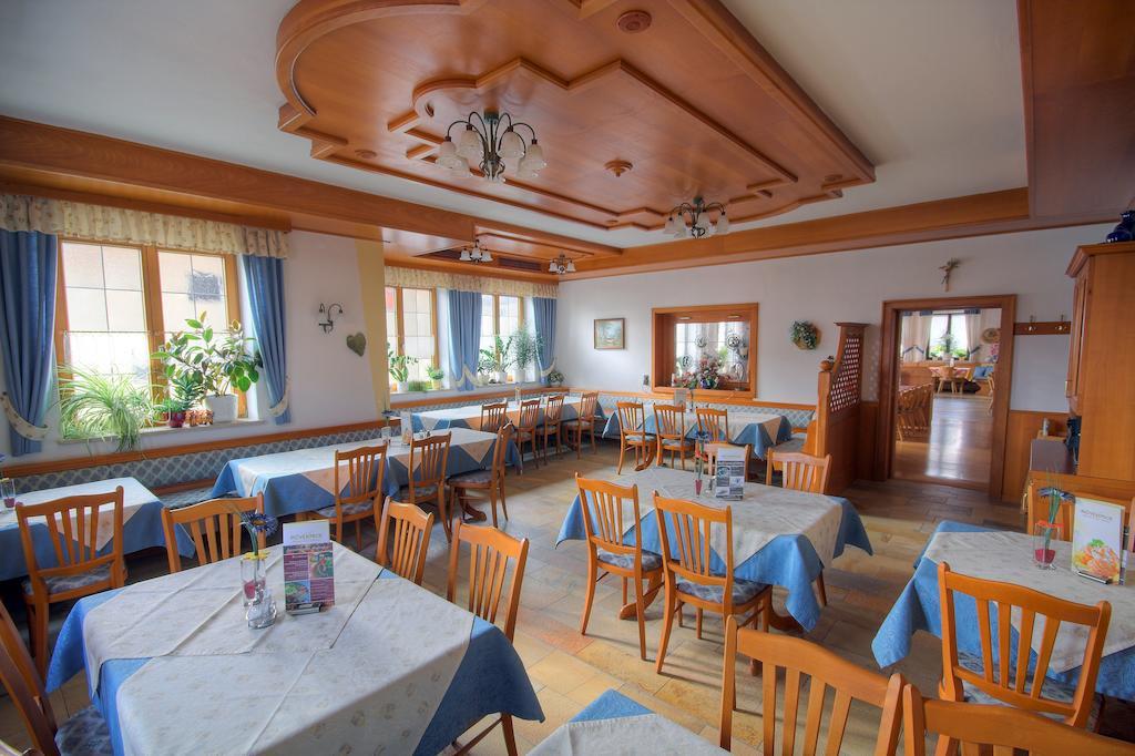 Gasthof Schneiderwirt, Kipfenberg Ot Hirnstetten المظهر الخارجي الصورة