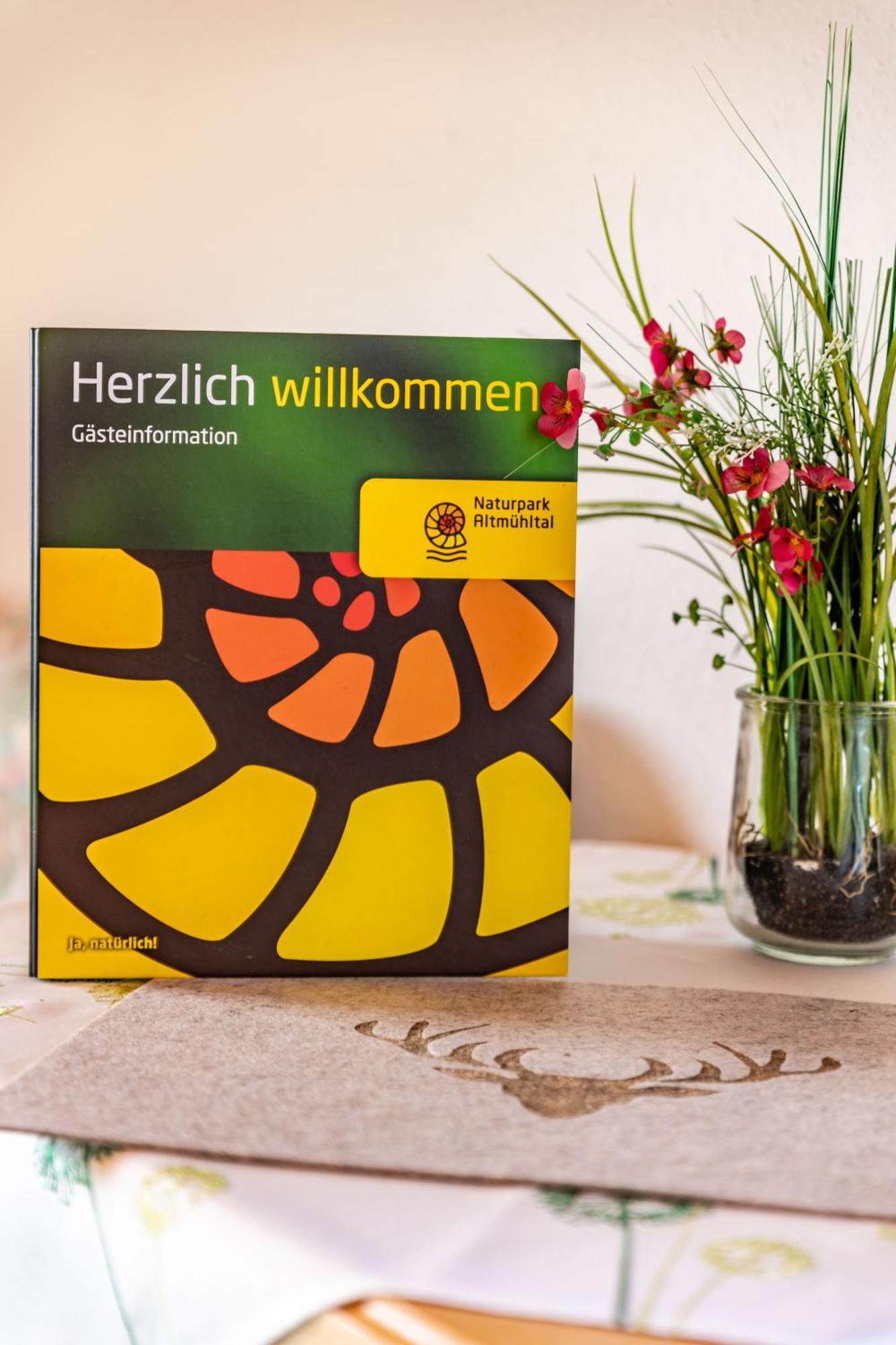 Gasthof Schneiderwirt, Kipfenberg Ot Hirnstetten المظهر الخارجي الصورة