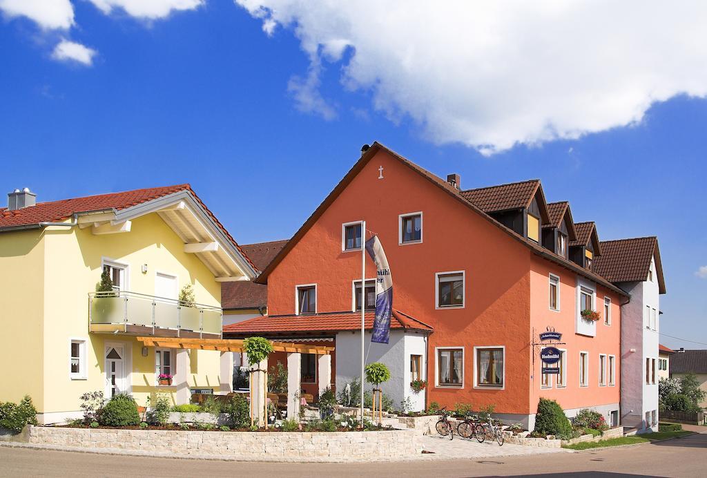 Gasthof Schneiderwirt, Kipfenberg Ot Hirnstetten المظهر الخارجي الصورة